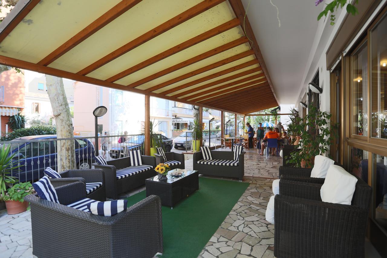 קאטוליקה Hotel Domus Mea מראה חיצוני תמונה