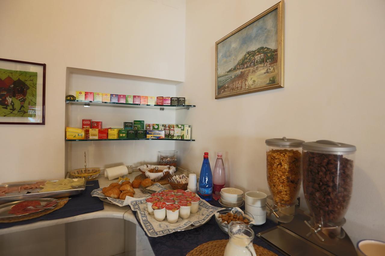 קאטוליקה Hotel Domus Mea מראה חיצוני תמונה