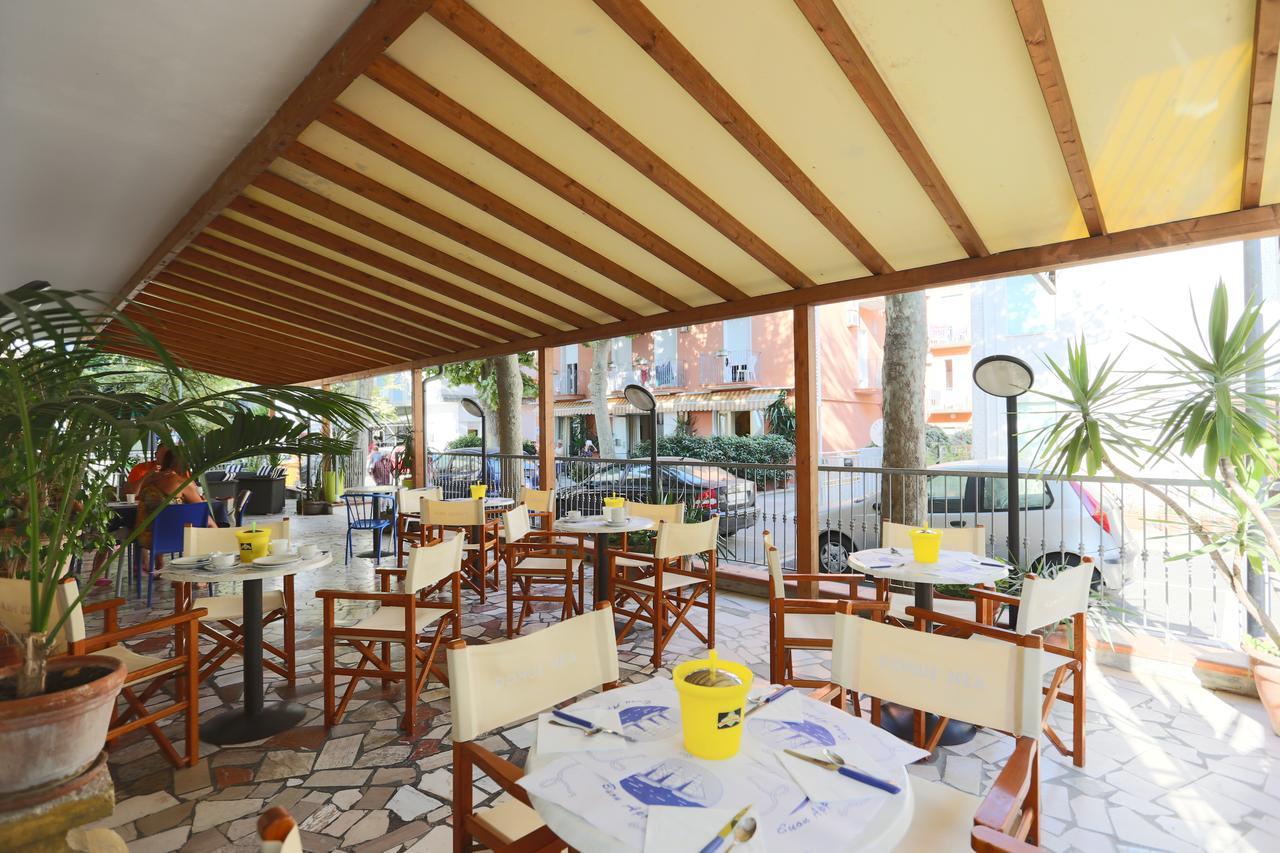 קאטוליקה Hotel Domus Mea מראה חיצוני תמונה