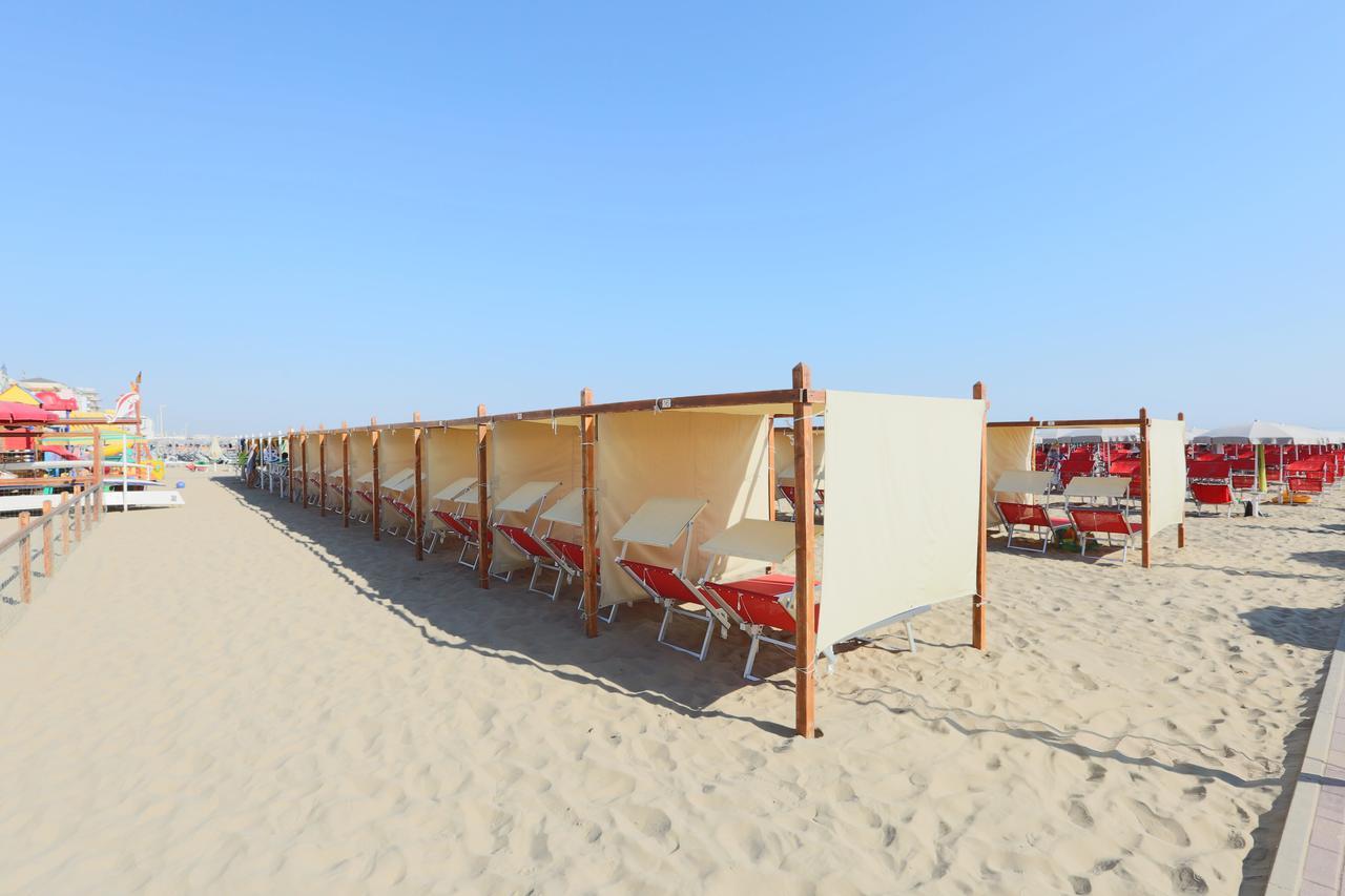 קאטוליקה Hotel Domus Mea מראה חיצוני תמונה